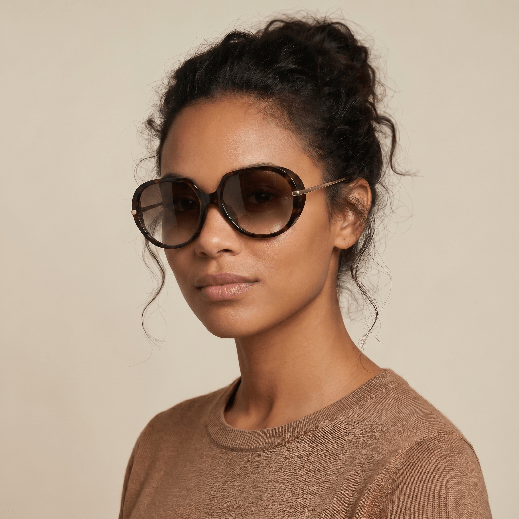 Oversized sunglasses guide by By Our Bias